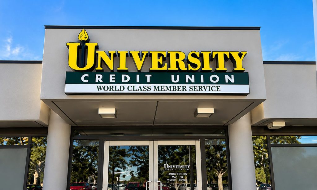 University Credit Union entrance with channel letters and a cabinet sign